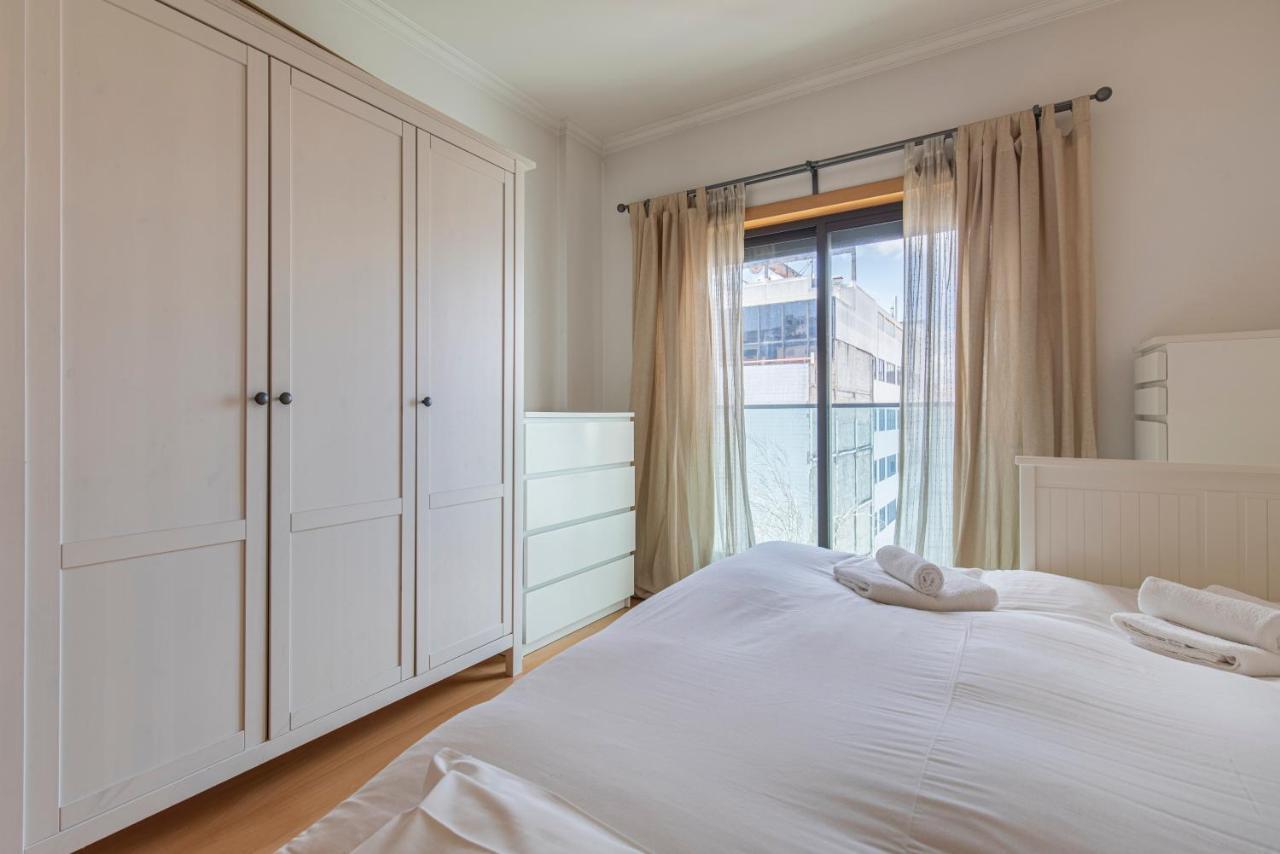 Lovelystay - Modern Apartment In Anjos Lisbon Exterior photo