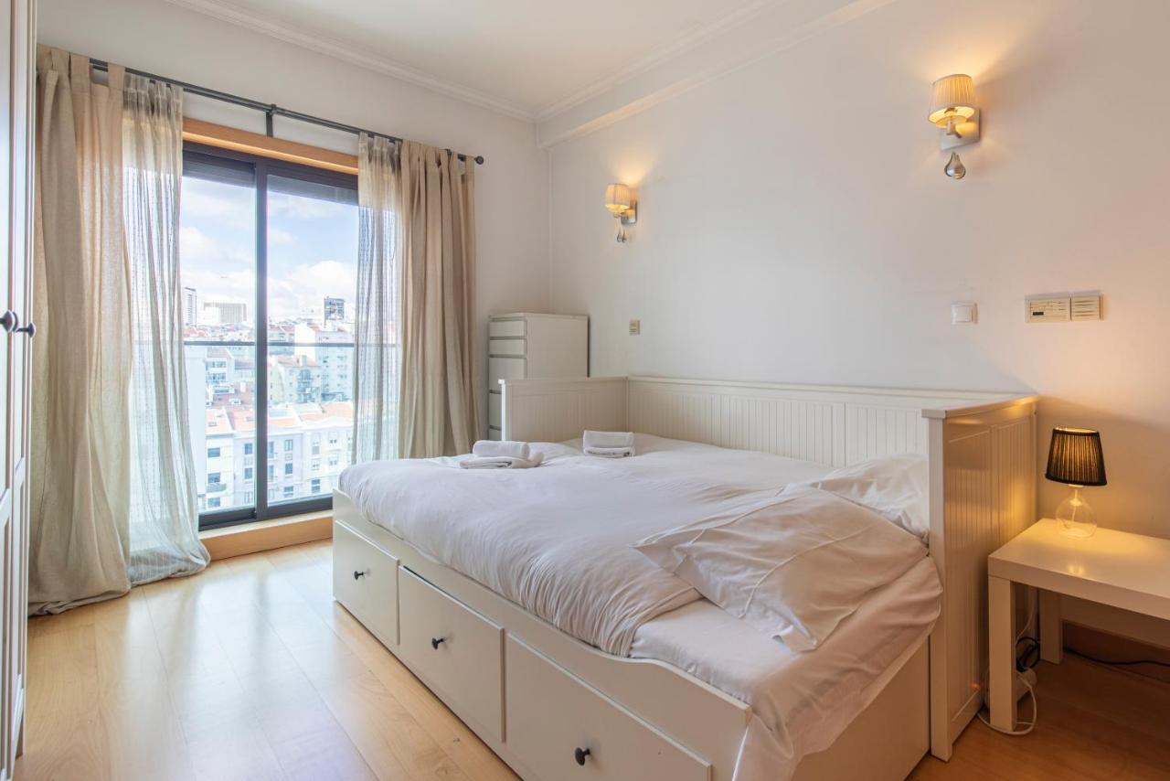 Lovelystay - Modern Apartment In Anjos Lisbon Exterior photo
